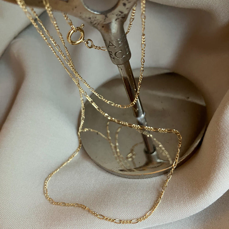 Figaro halskæde i 18 karat guld