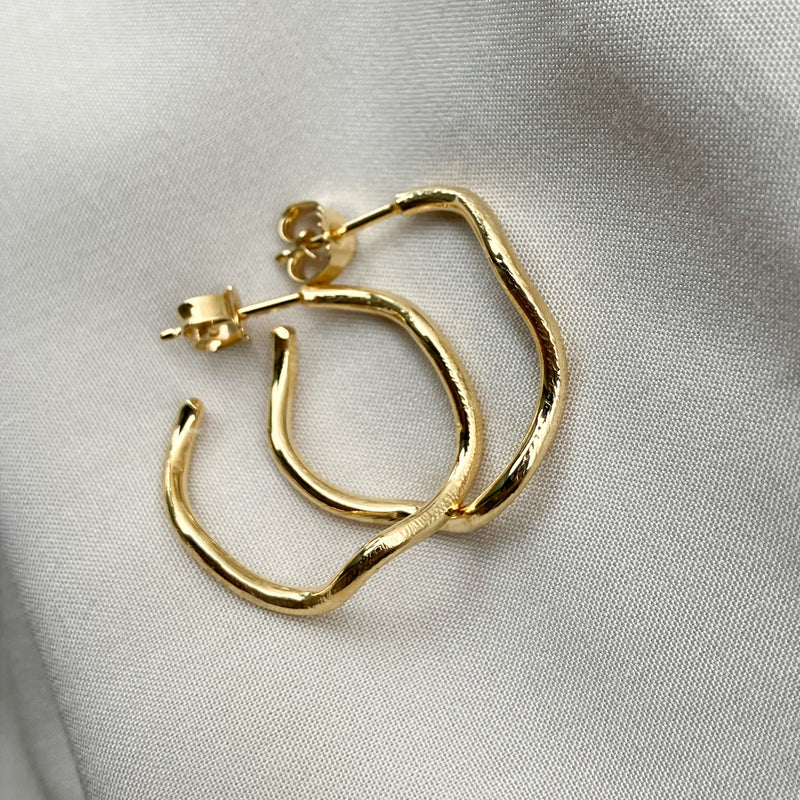 Curve hoops mini i forgyldt sølv