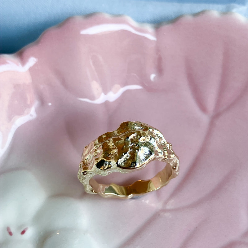 Ariel ring i 14 karat guld