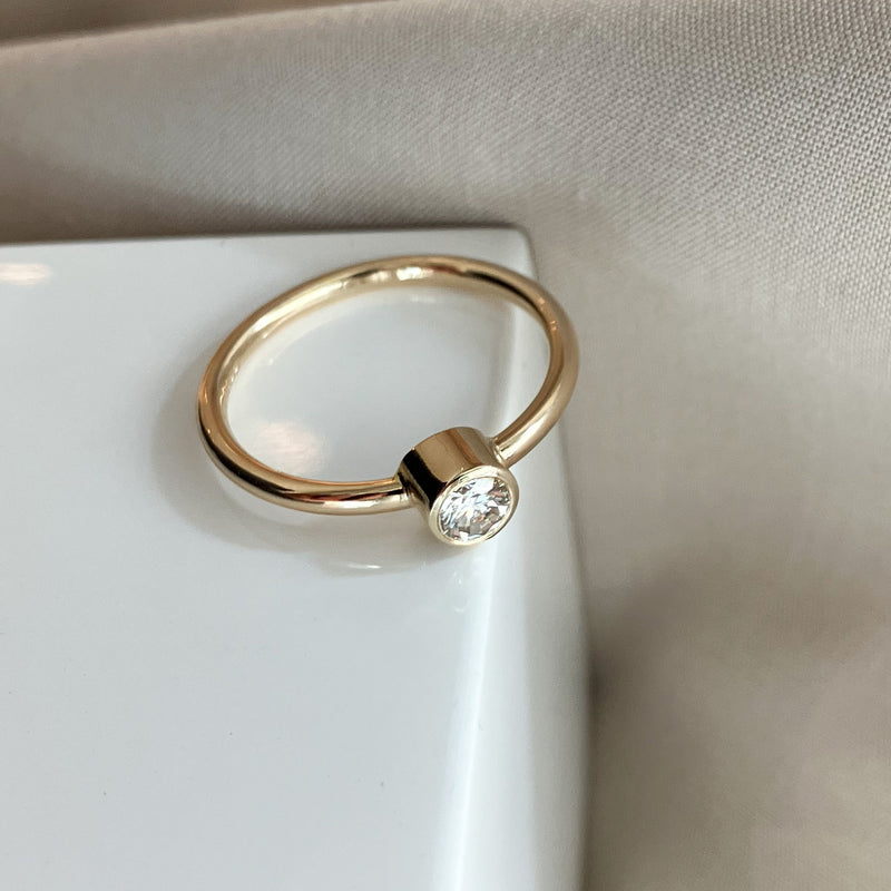Sophie ring i 14 karat guld med en 0,30 ct tw/vs diamant