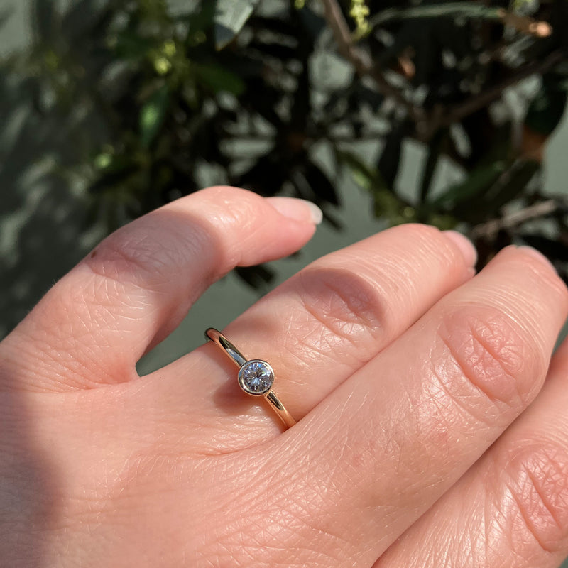 Sophie ring i 14 karat guld med en 0,30 ct tw/vs diamant