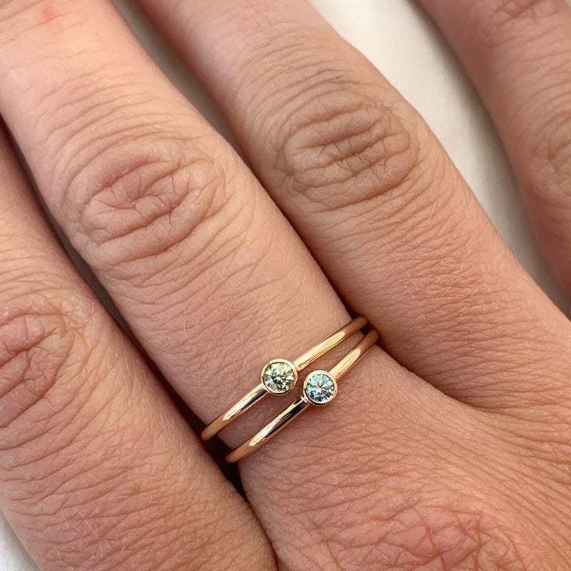 Sophie petite ring i 14 karat guld med 0,05 ct Ice diamant